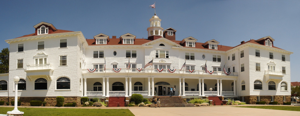 http://upload.wikimedia.org/wikipedia/commons/3/36/Stanley_Hotel,_Estes_Park.jpg